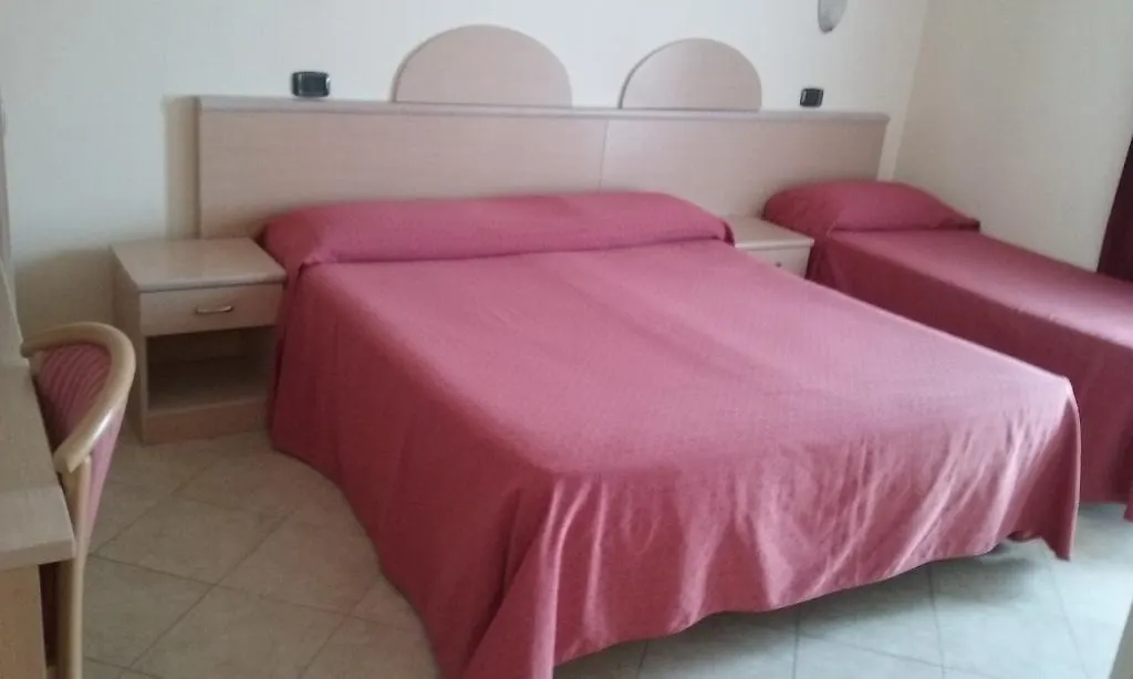 Hotel Europa San Bartolomeo Al Mare Italia